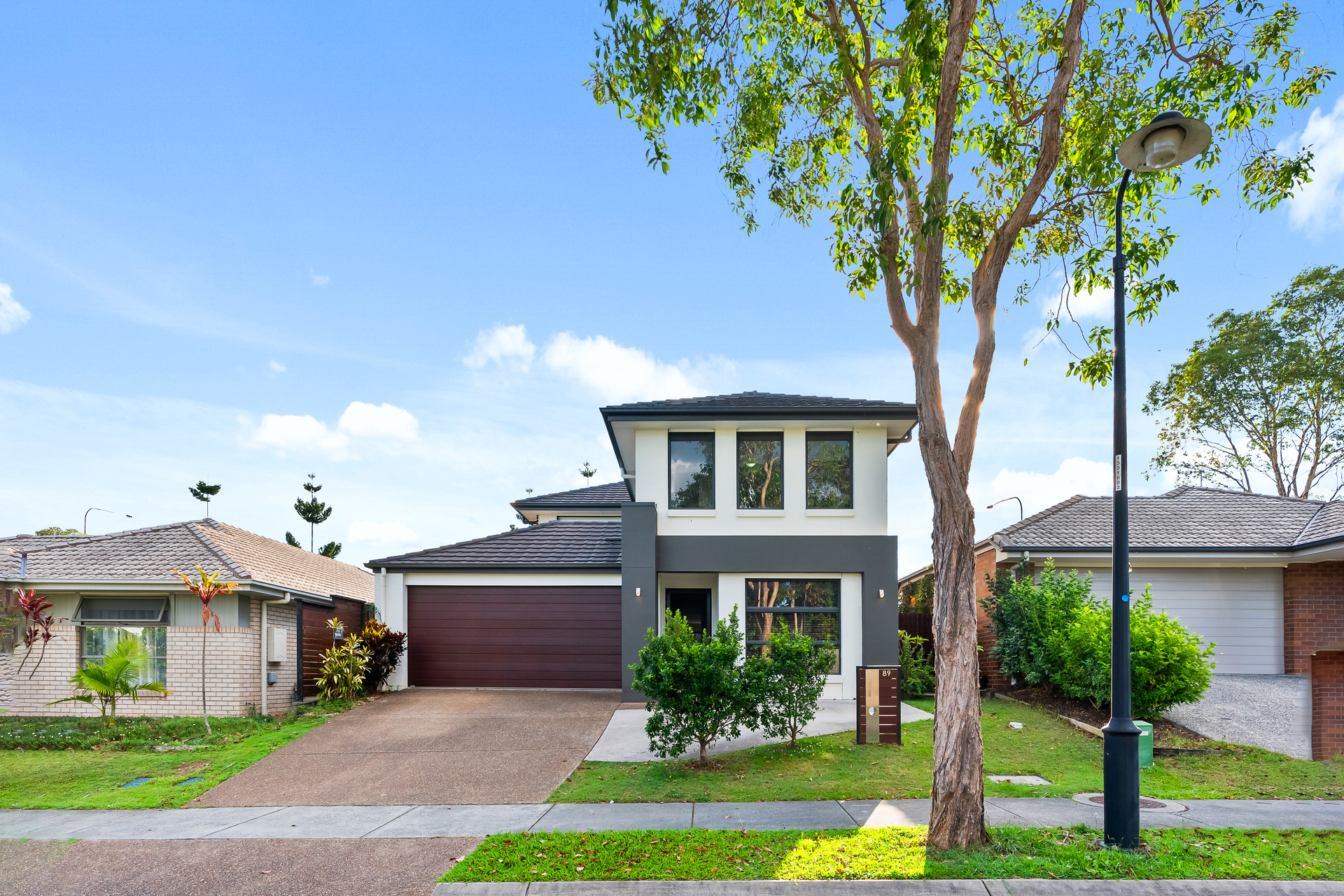 89 Mapleton Drive North Lakes QLD 4509